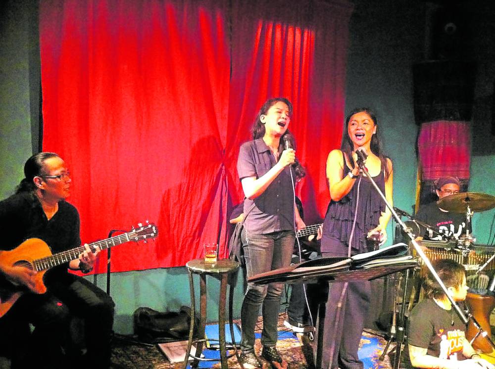 Cooky Chua and Bayang Barrios in a duet