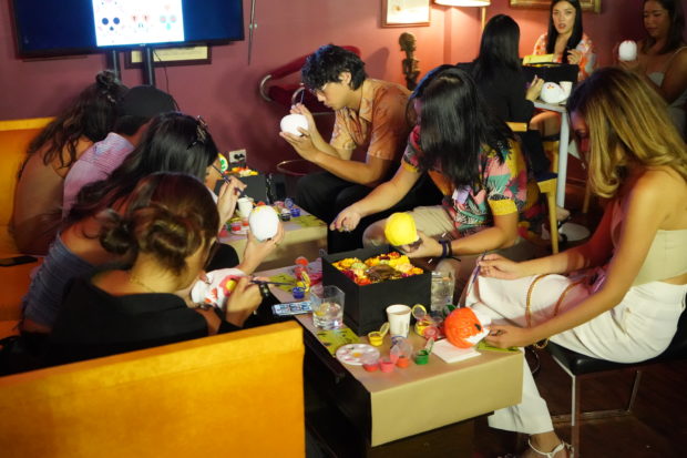 Dia de Muertos Skull Painting Activity