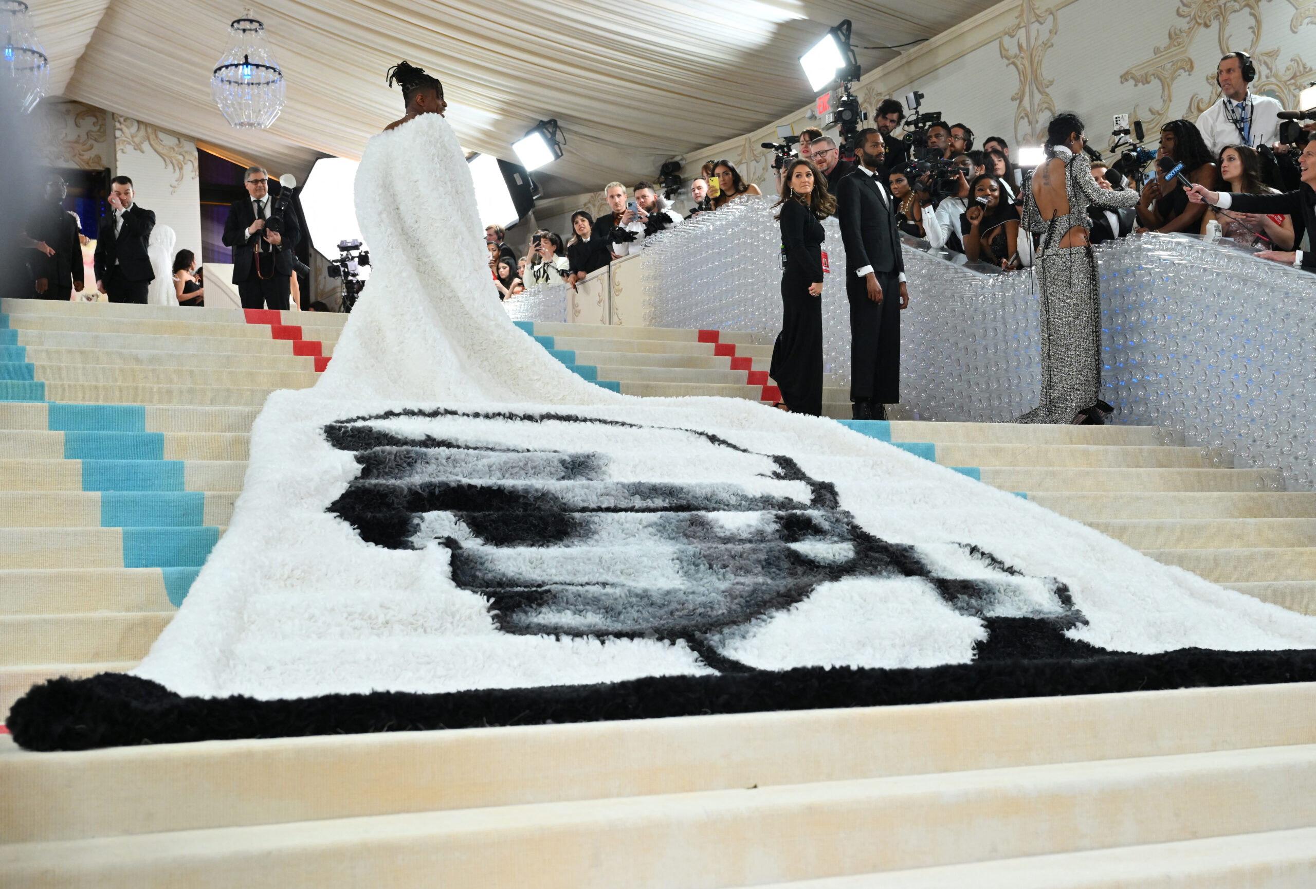 Showbiz, fashion elite honour designer Karl Lagerfeld at Met Gala