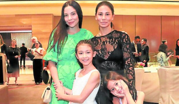 Amanda Griffin Jacob and Tricia Centenera with their girls