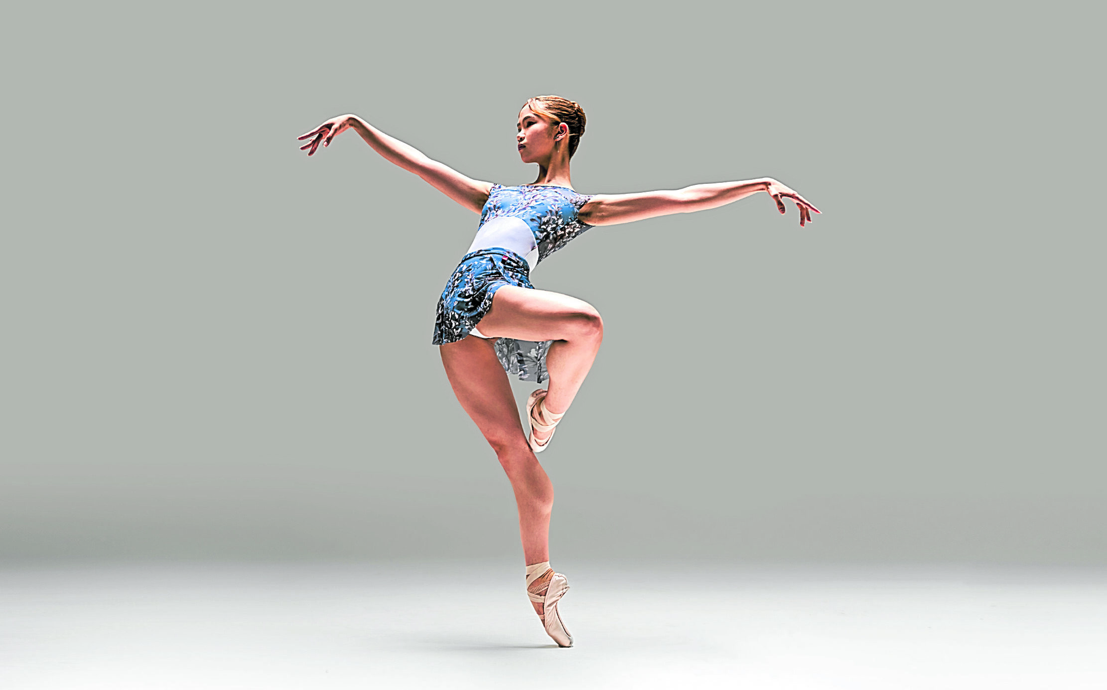 Anya Alindada: 1st Filipina to graduate from famed UK ballet school