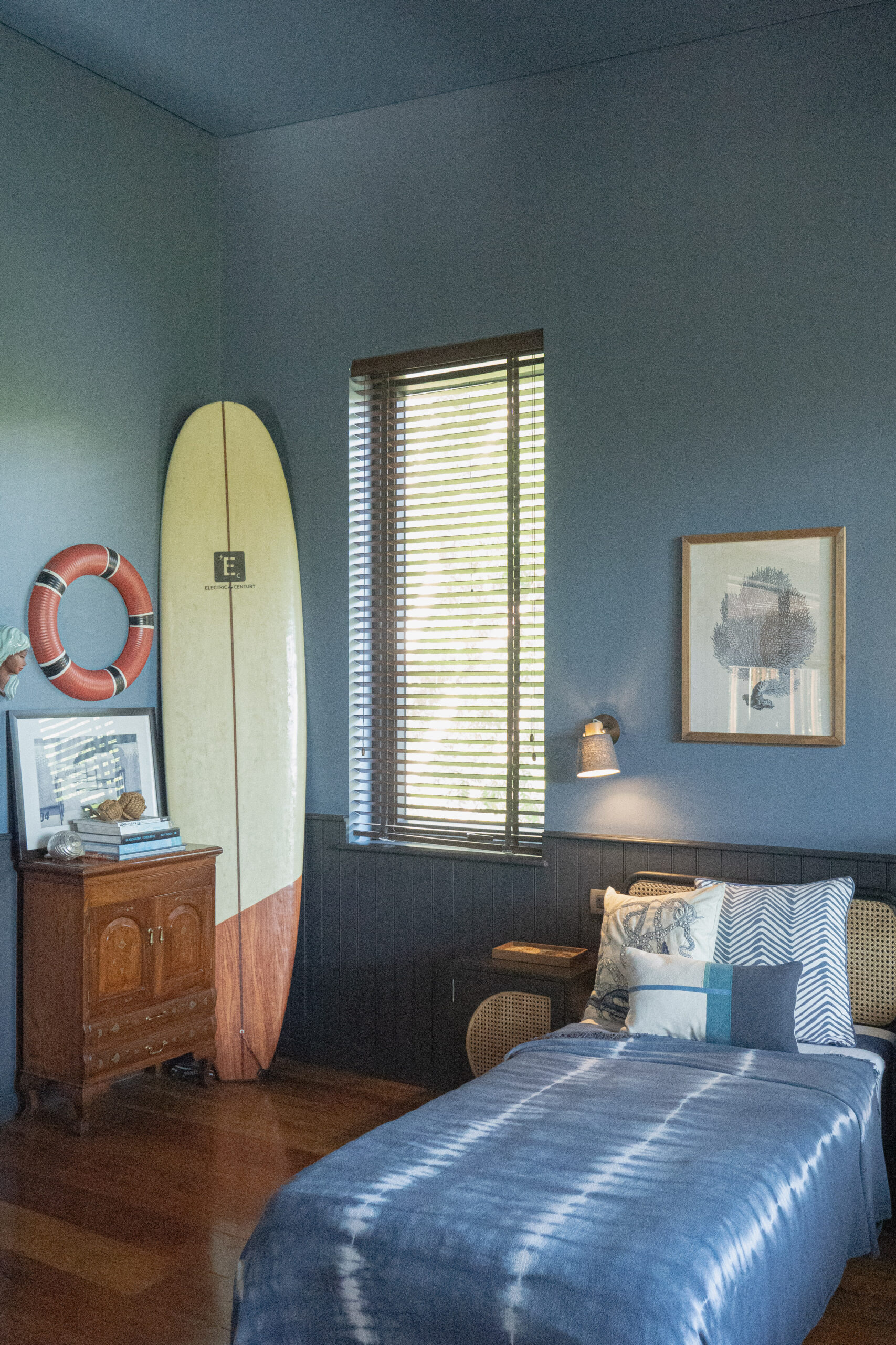 blue nautical bedroom