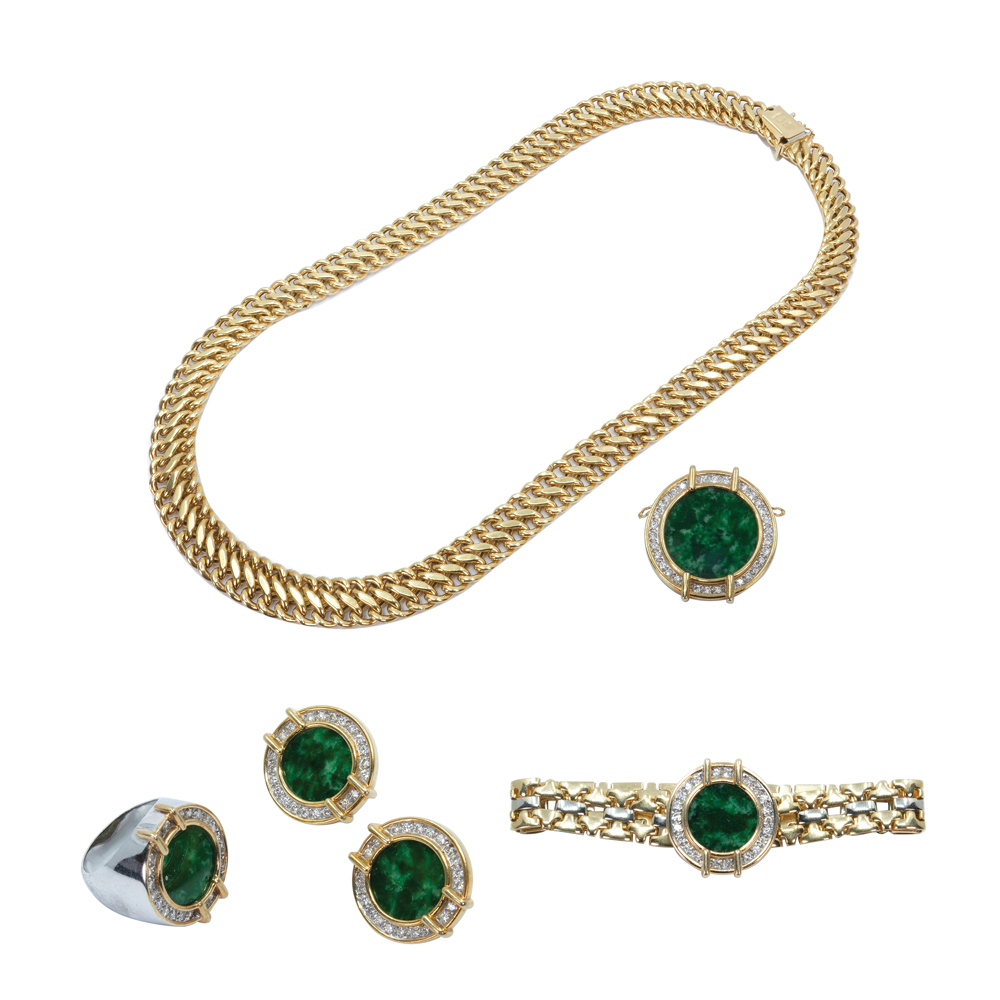 Gold jewelry with jade emeralds