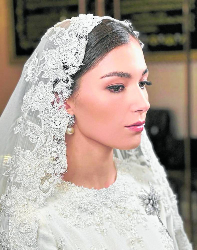 Filipina does the bride’s makeup for Brunei royal wedding