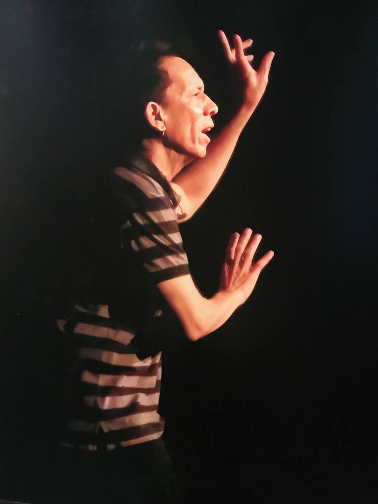 Theater artist Ricky Abad takes final bow at 77