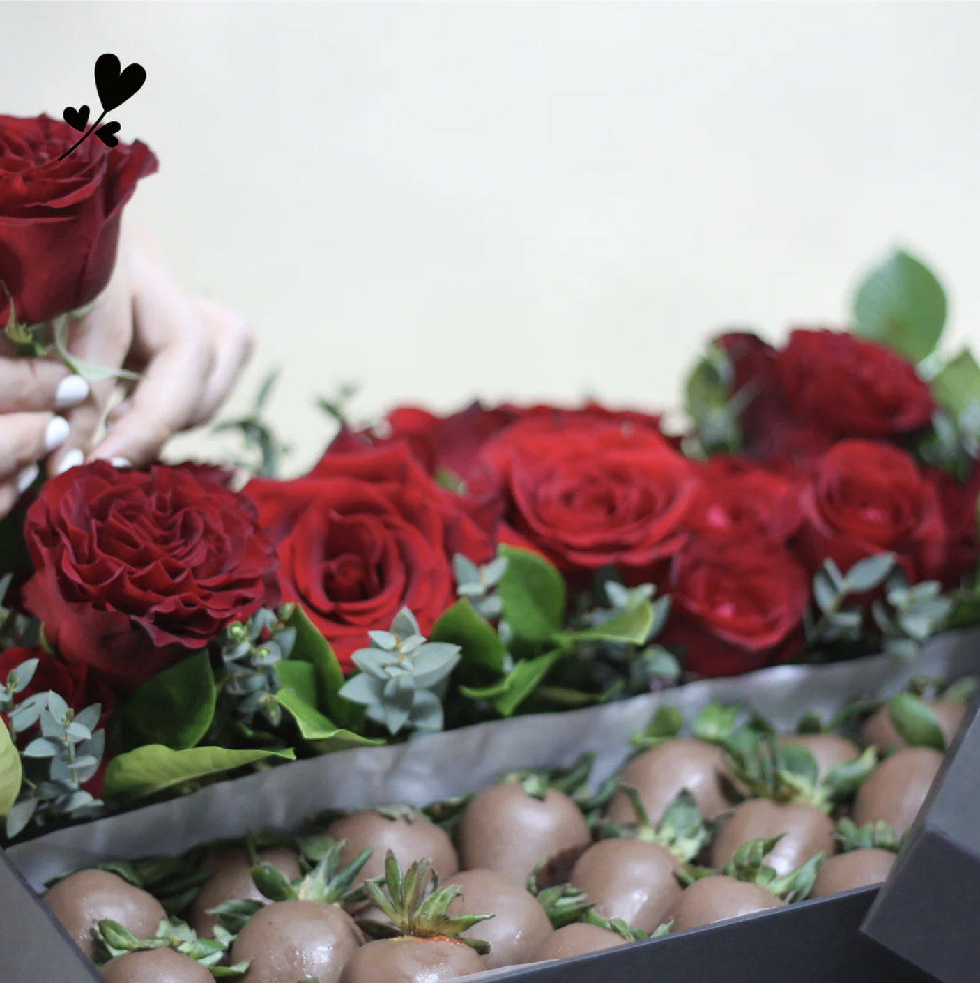 red roses with chocolates