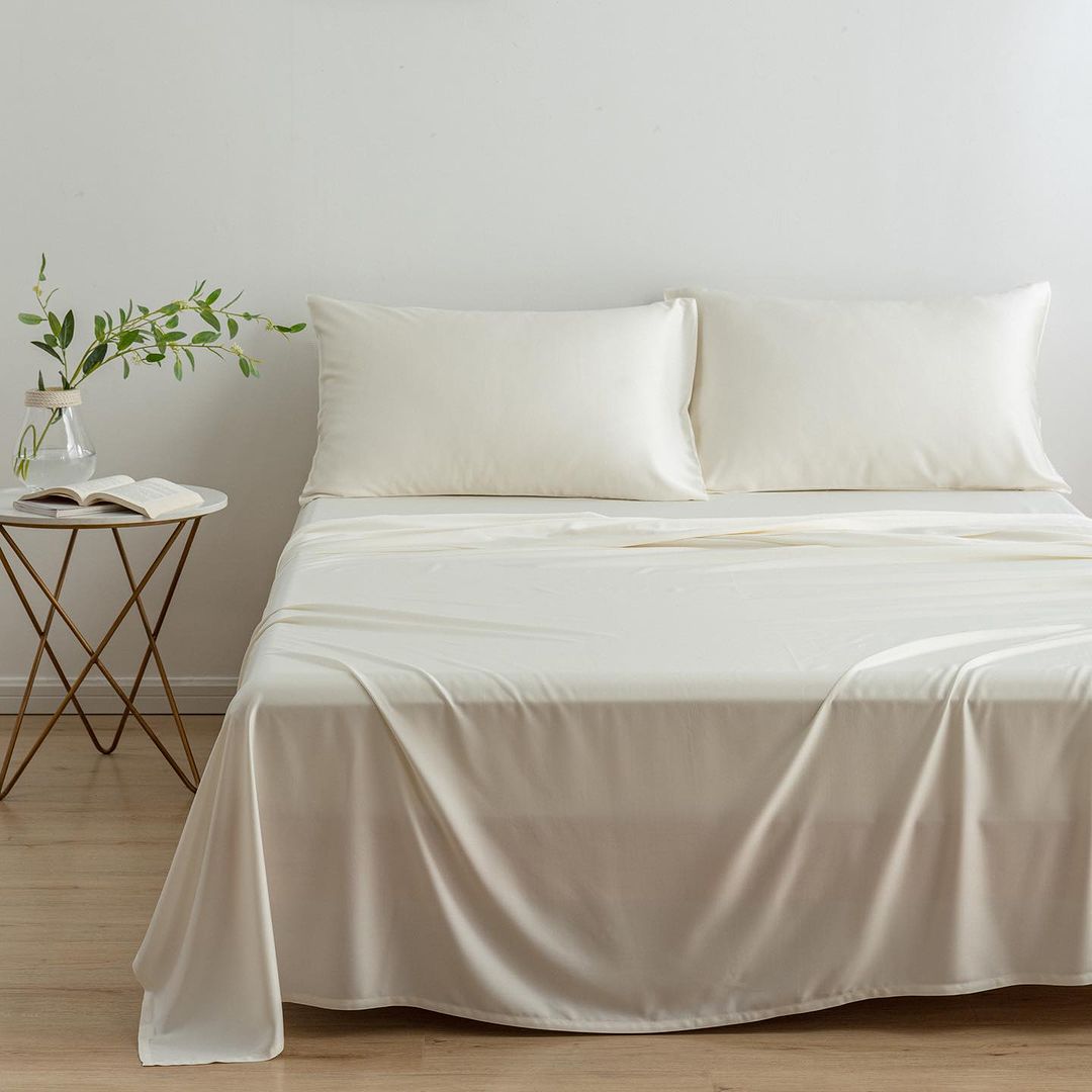Linen & Homes’ Bamboo Bed Set 