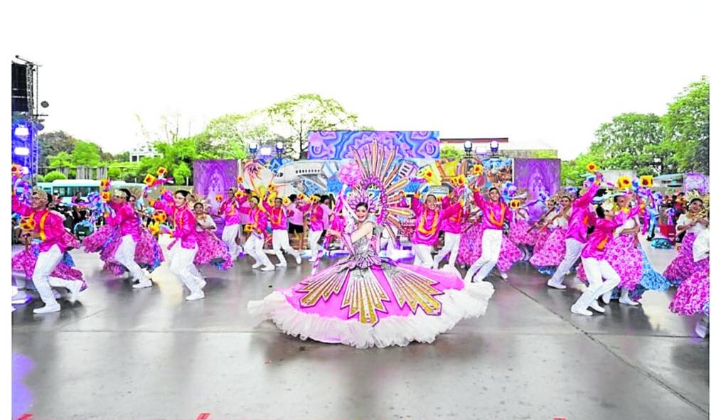 Makati High School, festival champion, high school category