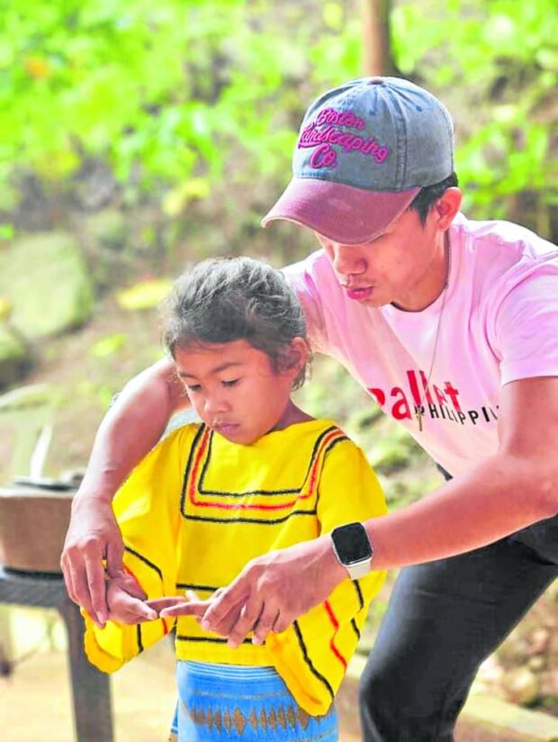 Dancing with the ‘lumad’