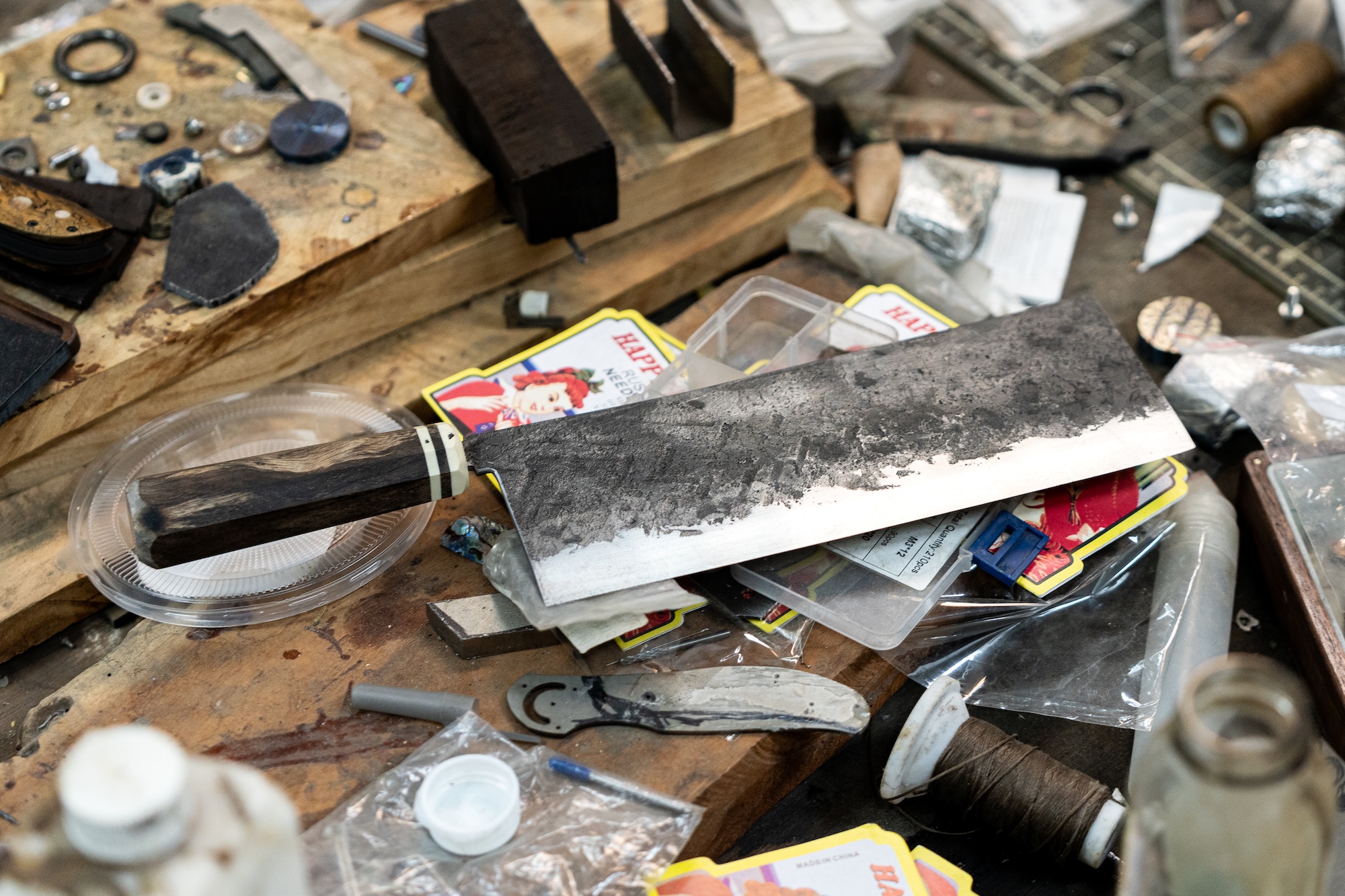 A vegetable cleaver with a duhat handle