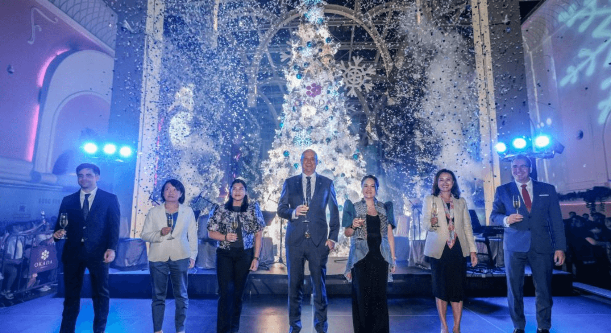 Enchanting holidays ahead: Okada Manila rings in the festive season with a dazzling grand Christmas tree lighting celebration