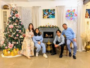 Dona Robles-Santiago and her family have started a new tradition of having a pictorial with their Christmas tree. —CONTRIBUTED PHOTOS