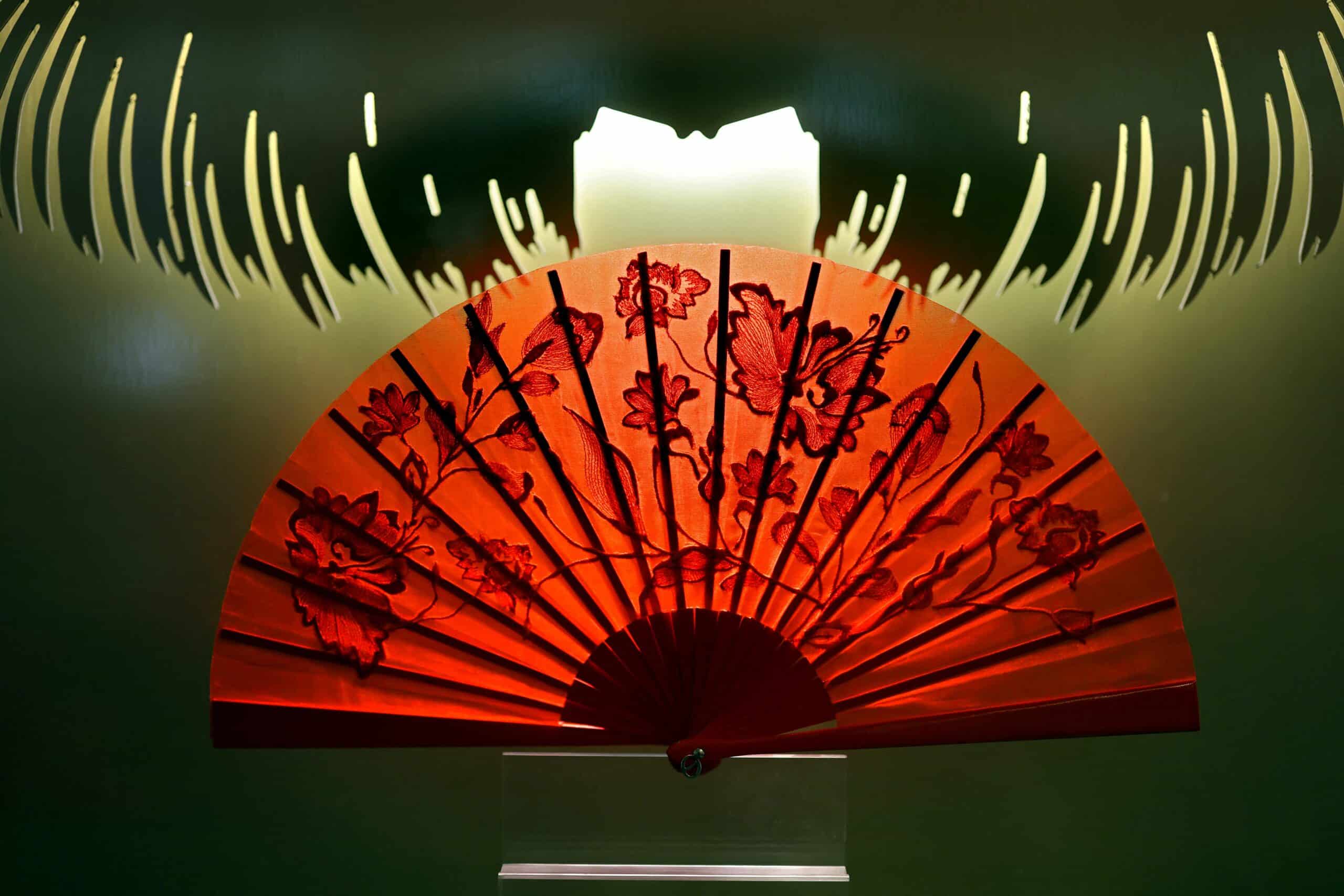 A hand fan by Olivier Bernoux | Photo by Thomas Coex/AFP