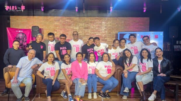 The cast and creatives of "Para Kay B" | Photo courtesy of Fire and Ice Live