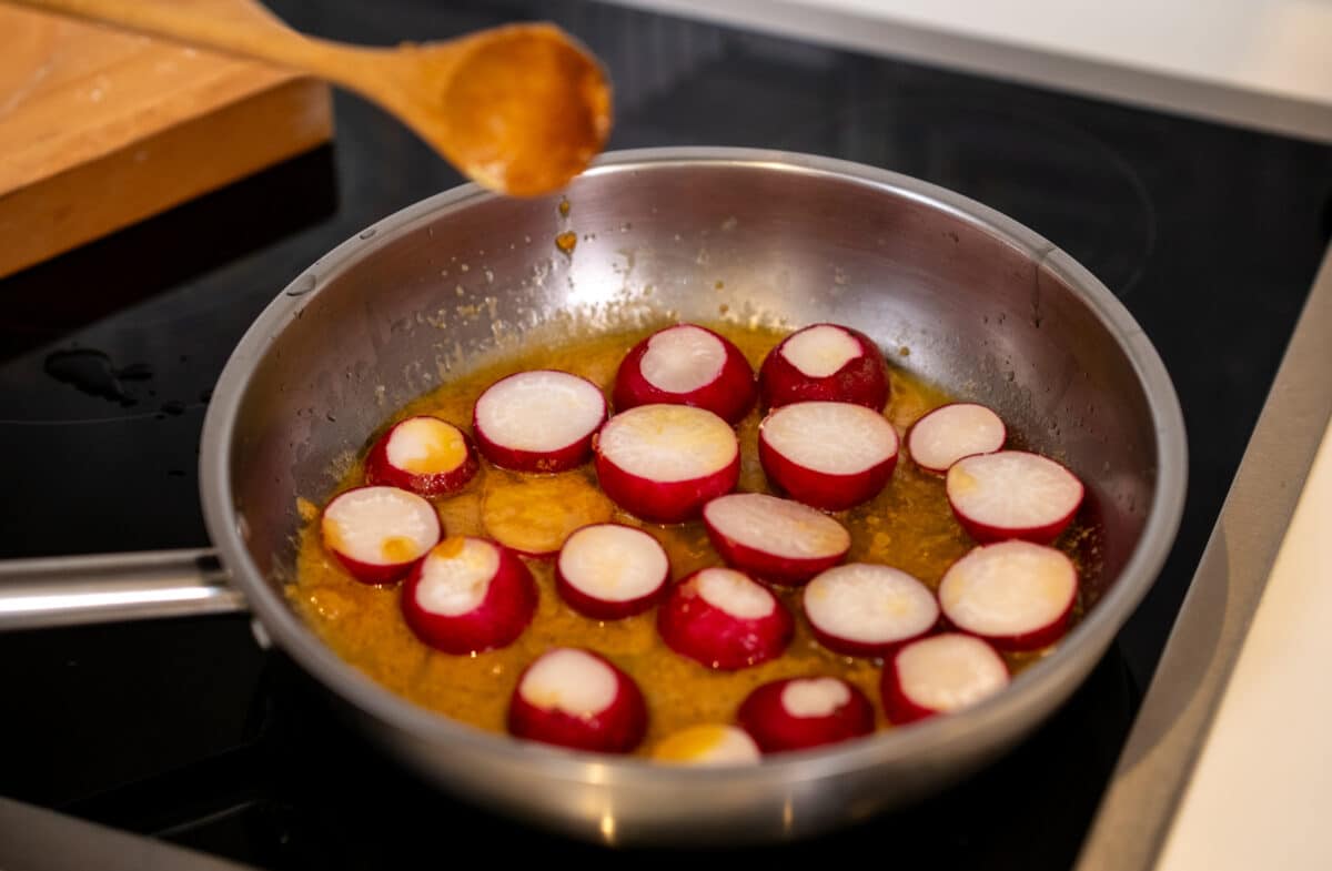 Radishes are packed with digestive enzymes and in sulfur compounds, giving them their signature peppery flavor.