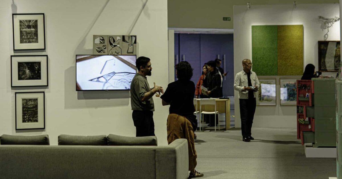 Featured articles right