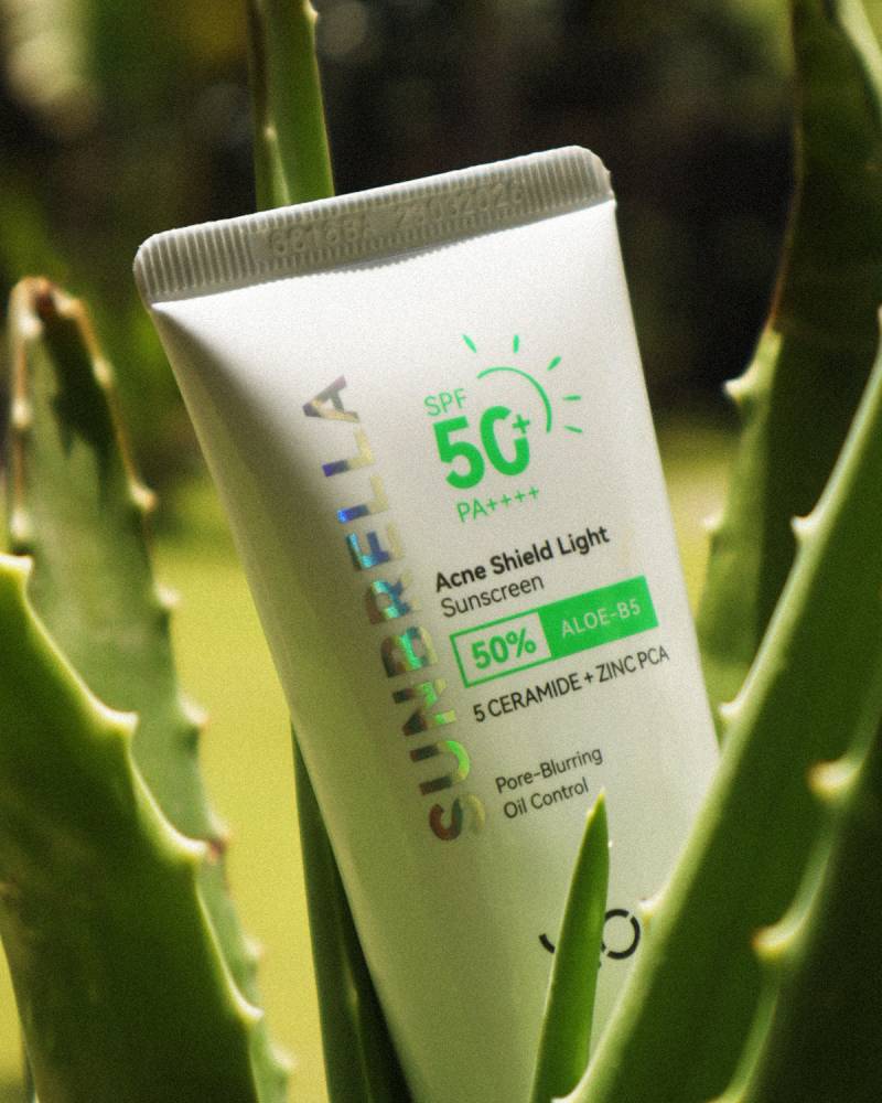 YOU Beauty Sunbrella 50% Aloe-B5 Acne Shield Light Sunscreen