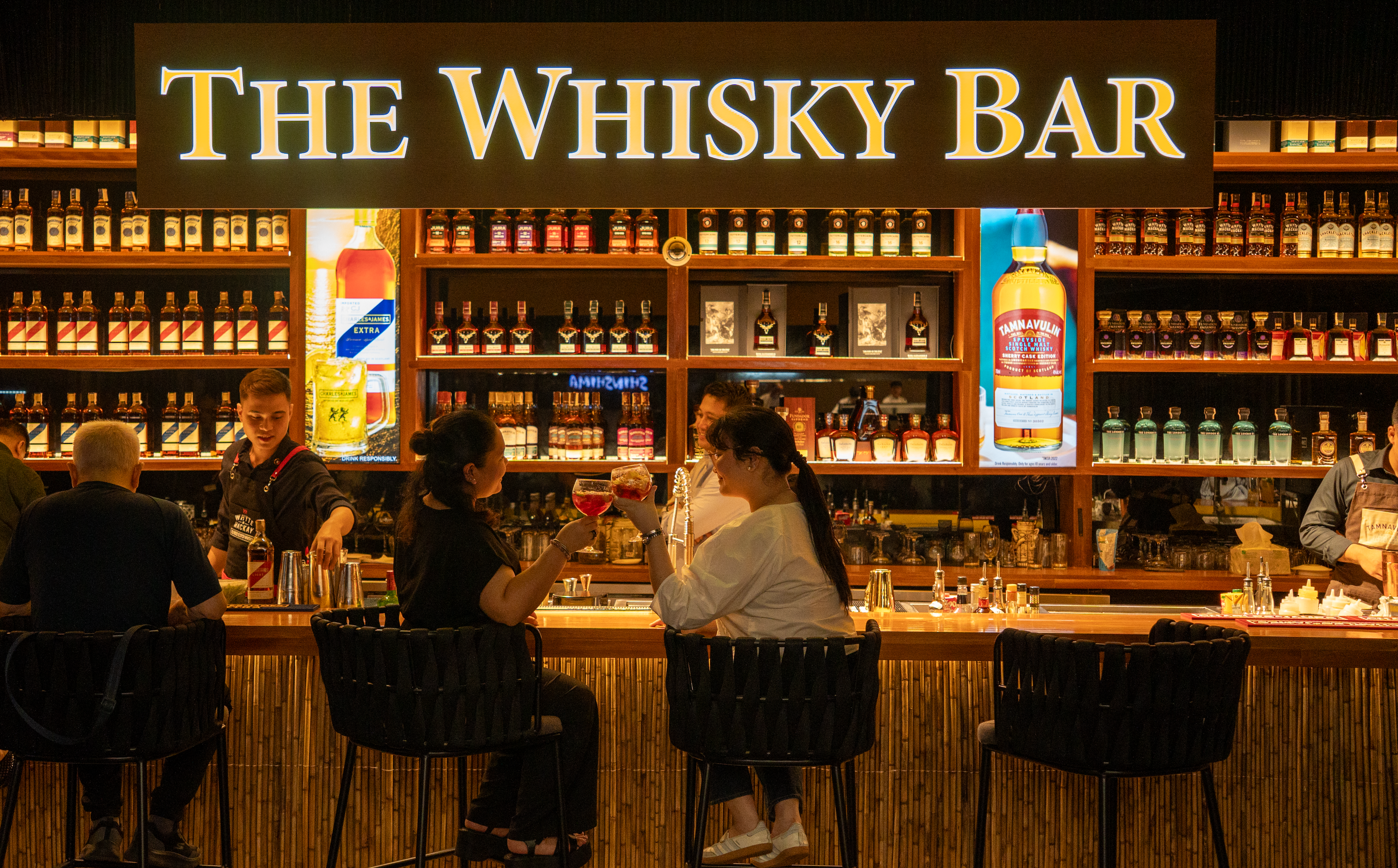 Whisky Bar Opens in Quezon City, Bringing Highballs and Happy Hour to Gateway Mall